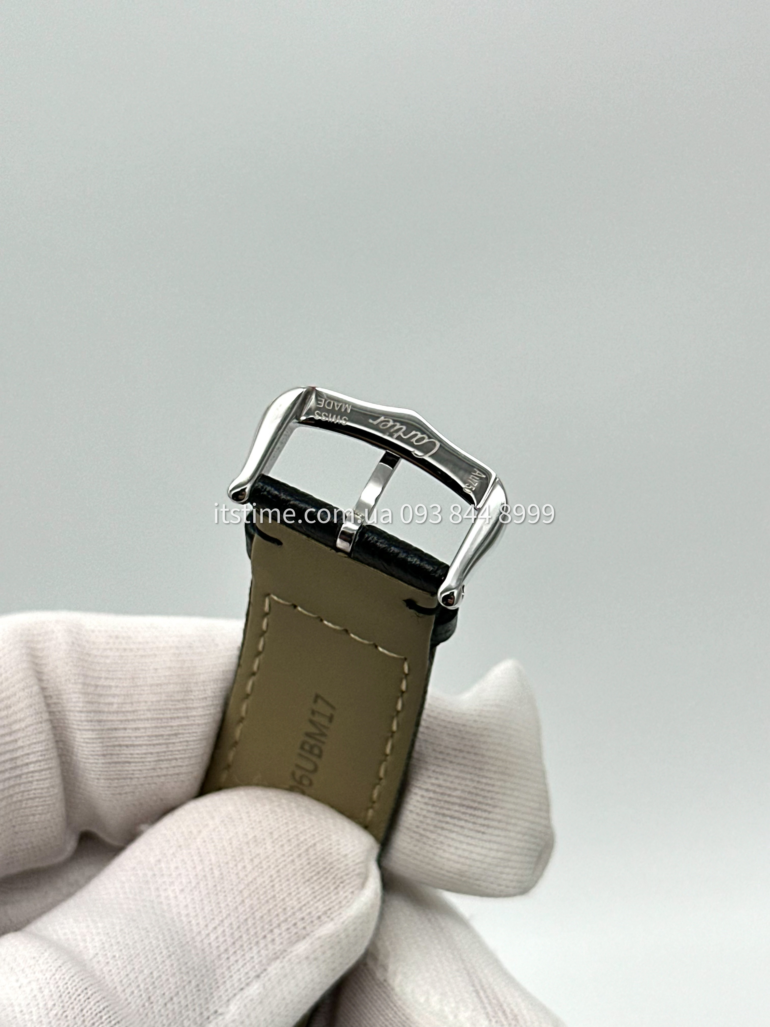 Купити годинник Копія ААА Cartier Tank Must De Cartier Large Model