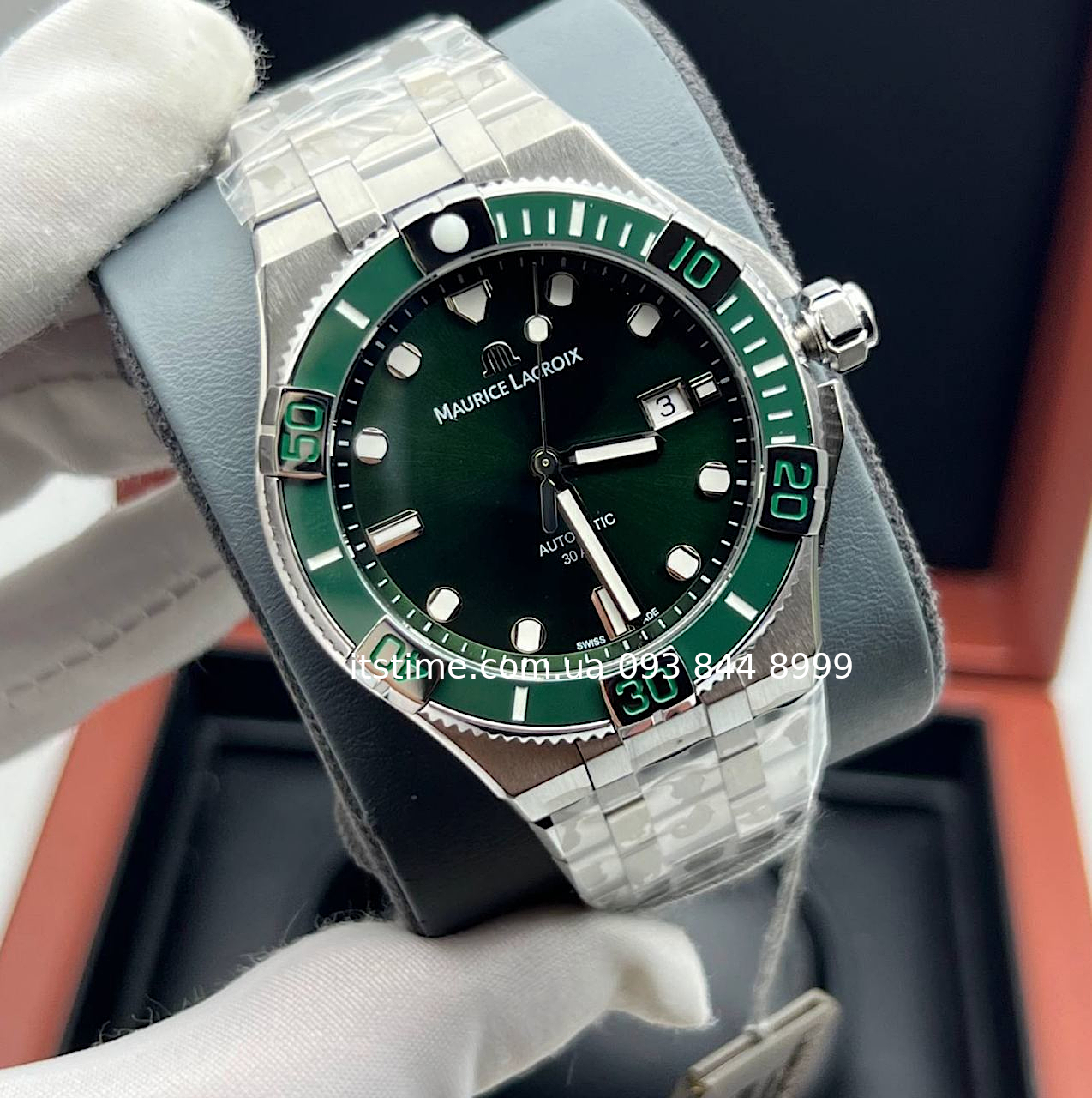 Refurbished Maurice Lacroix AIKON Venturer 38mm Green Dial ref
