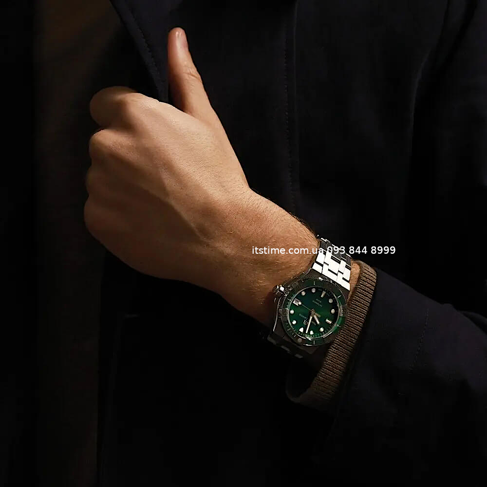 Refurbished Maurice Lacroix AIKON Venturer 38mm Green Dial ref