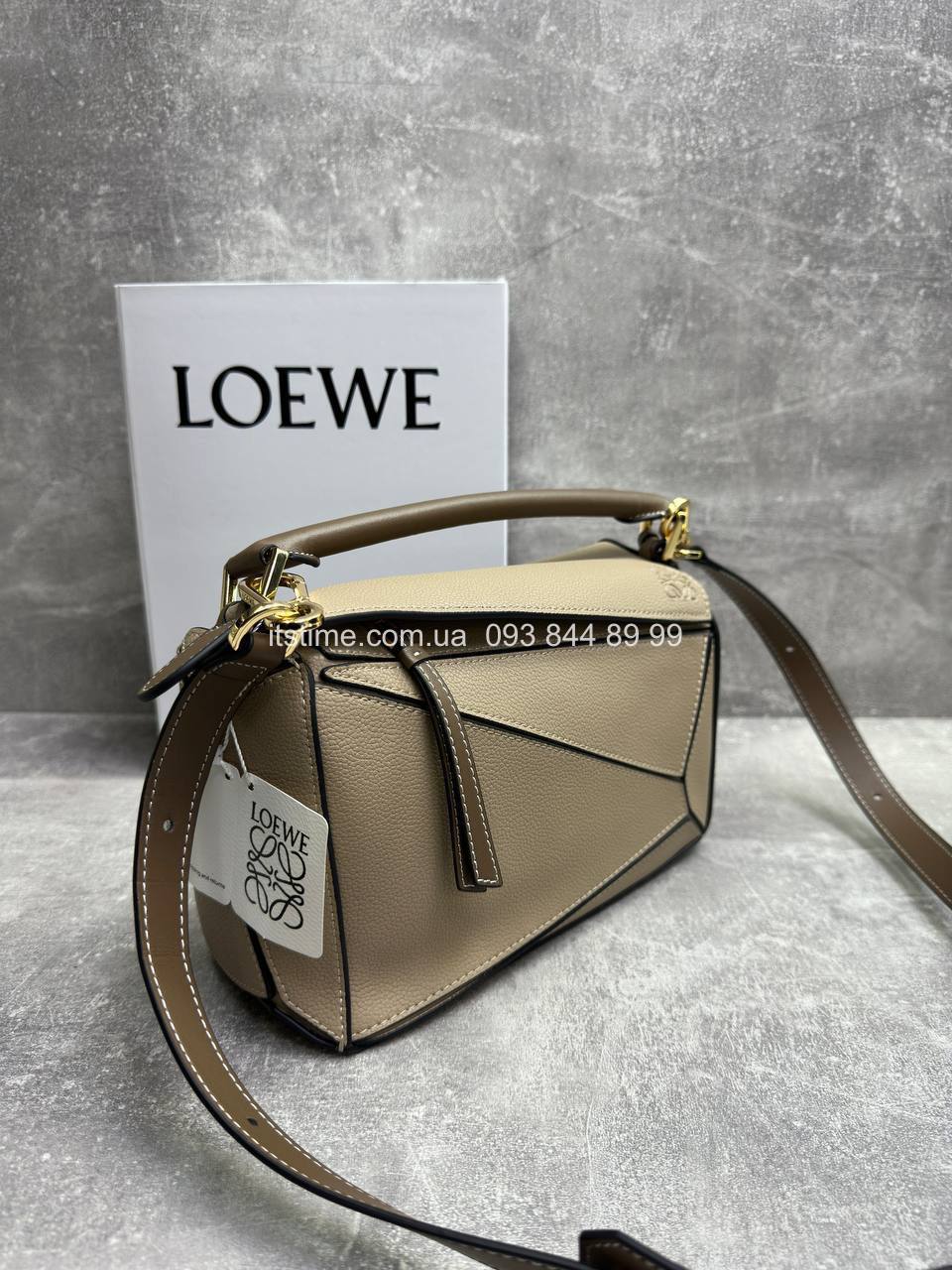 Купити модну сумку Loewe | Small Puzzle Bag in Classic Calfskin